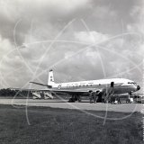XK669 - de Havilland Comet C.2 at London Airport in 1962